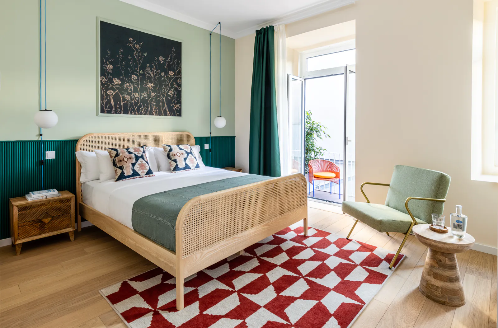 Haws_Lisboa_1_Bedroom_Apartment_with_balcony-1