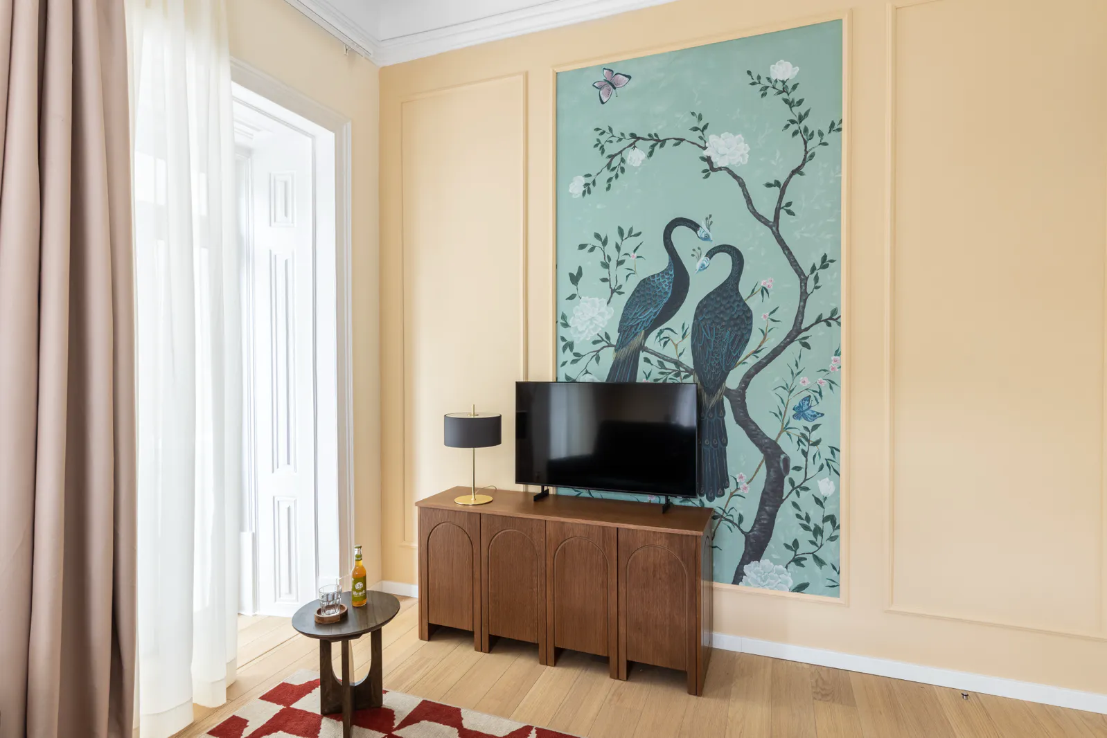 Haws_Lisboa_1_Bedroom_Apartment_with_balcony-5