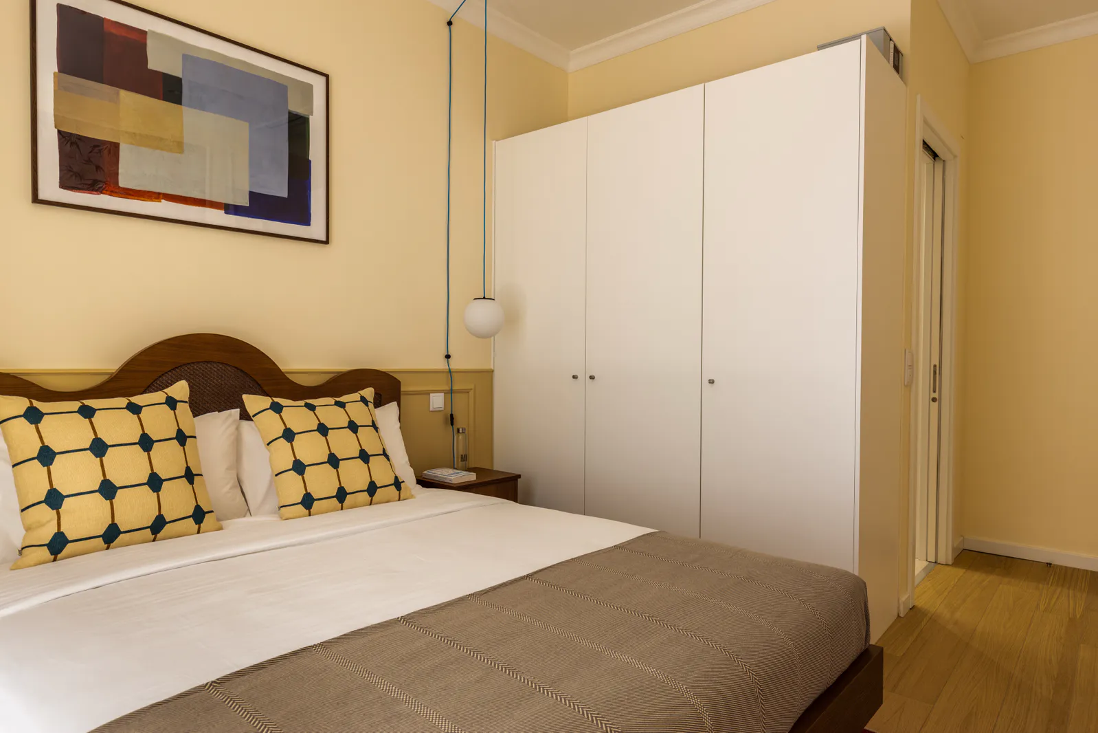 Haws_Lisboa_2_Bedroom_Apartment_with_balcony-4