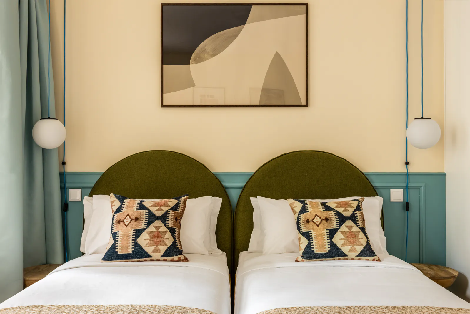 Haws_Lisboa_2_Bedroom_Apartment_with_balcony-6