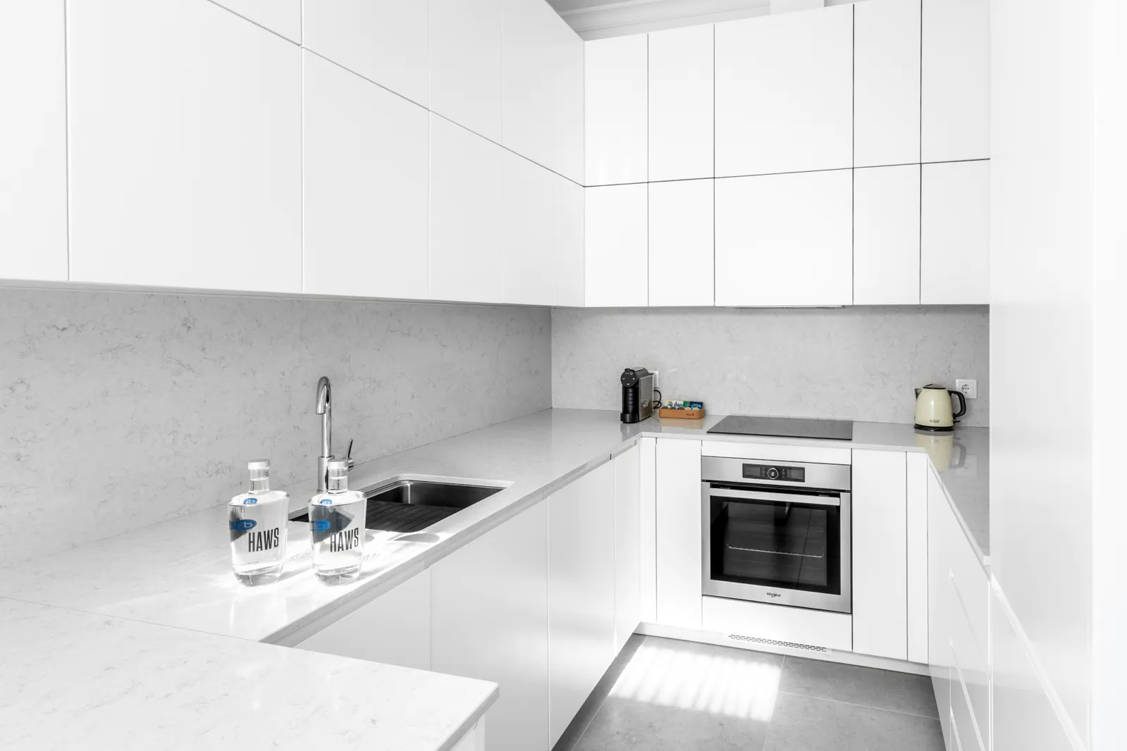 Haws_Lisboa_2_Bedroom_Family_Style_Apartment-3