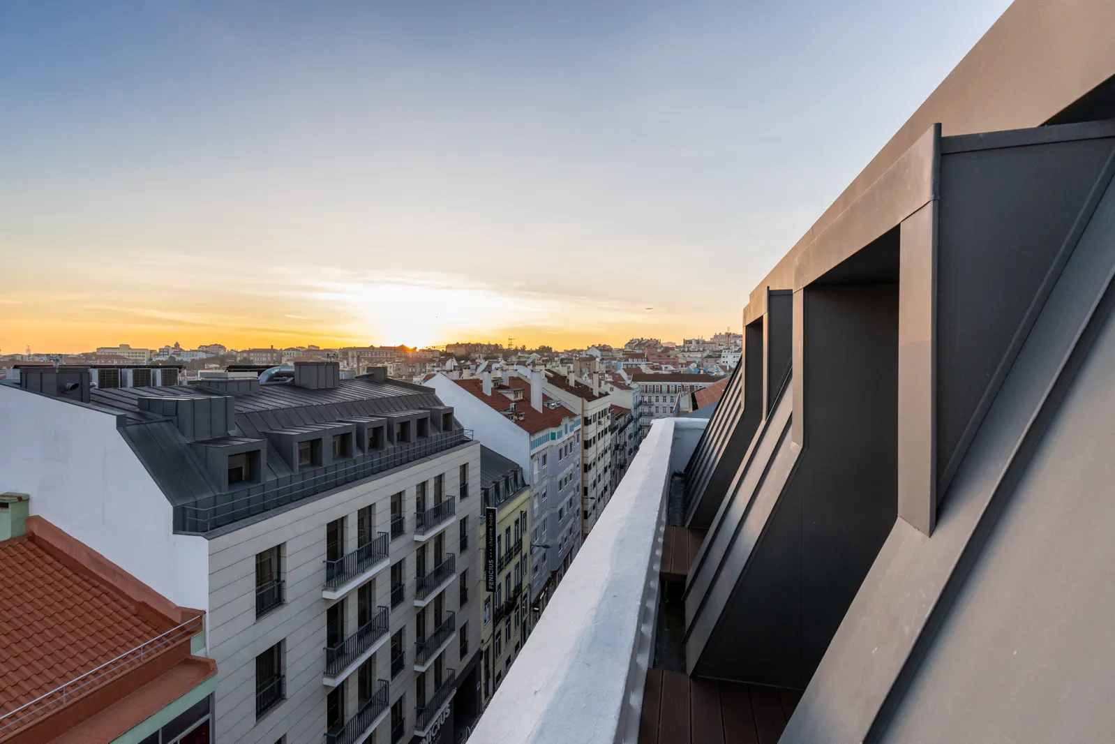 Haws_Lisboa_3_Bedroom_Penthouse-2